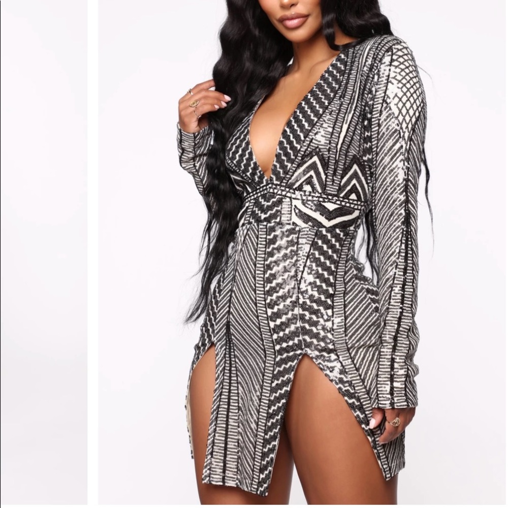 Perfectly Split Sequin Mini Dress Black/Combo